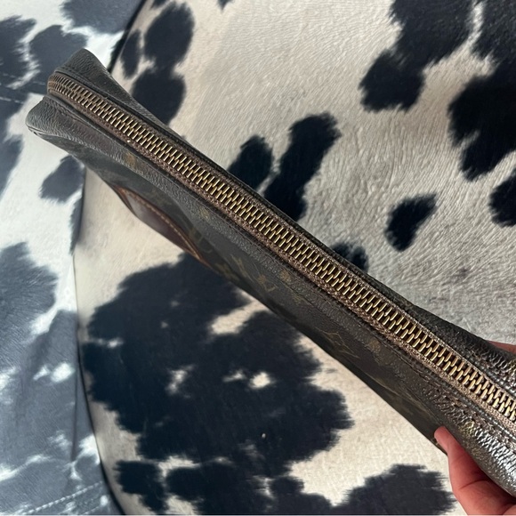 Louis Vuitton Mason Dragonne Monogram Clutch 8901TH - Picture 8 of 14